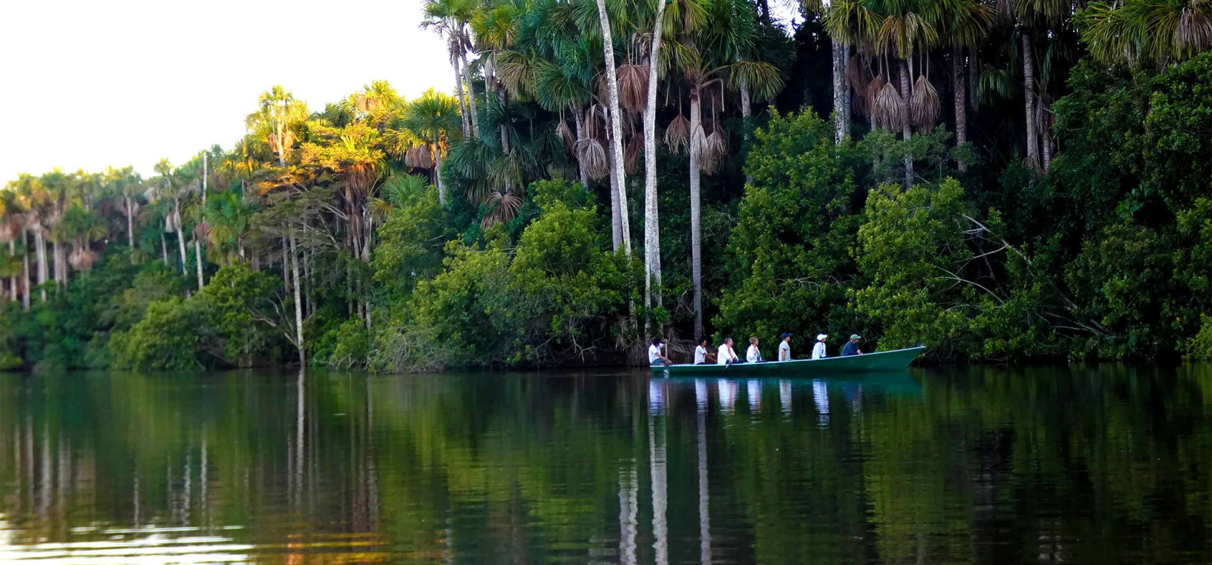 Lago Sandoval Experiencia Nocturna y Pesca Tradicional 3 Días 2 Noches